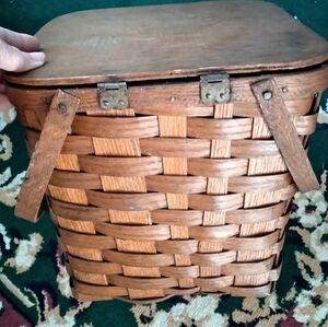 Wood woven picnic basket, vintage, see pictures for one missing nail
